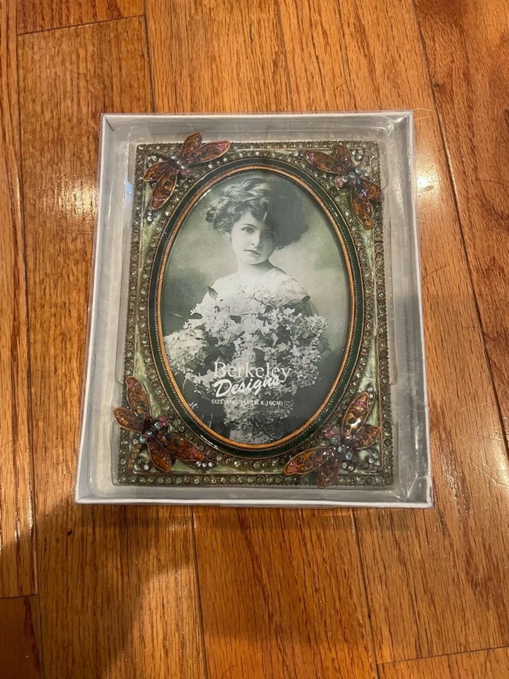 Berkeley Designs 4x 6 dragonfly embellished picture frame